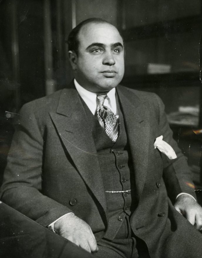 Al_Capone_in_1930-688x879