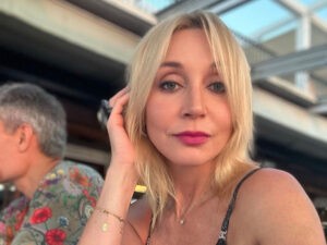 obrezaet_vse_svyazi_s_rossiej_posle_otkaza_ot_koncertov_v_rf_kristina_orbakajte_nachala_rasprodavat_svoyo_imushhestvo_na_rodine__toppositiv_ru