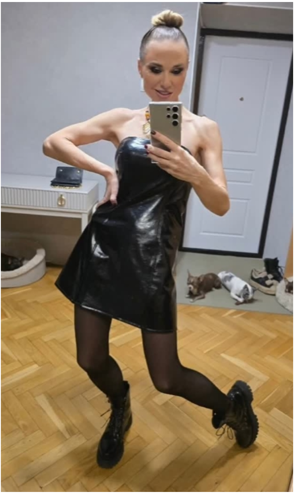 4