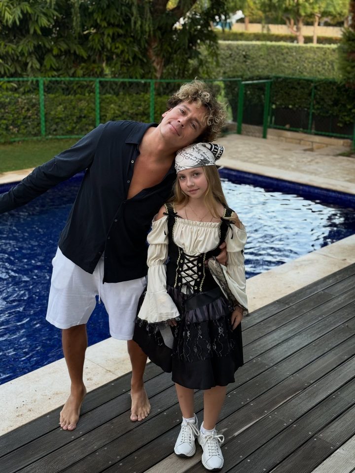 1760972037592-e1760973441585