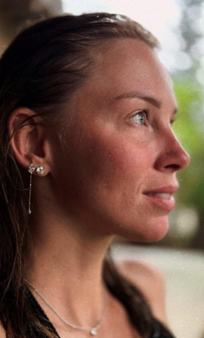 b094b864-7314-41e1-b7ea-5de08a136307-688x1136