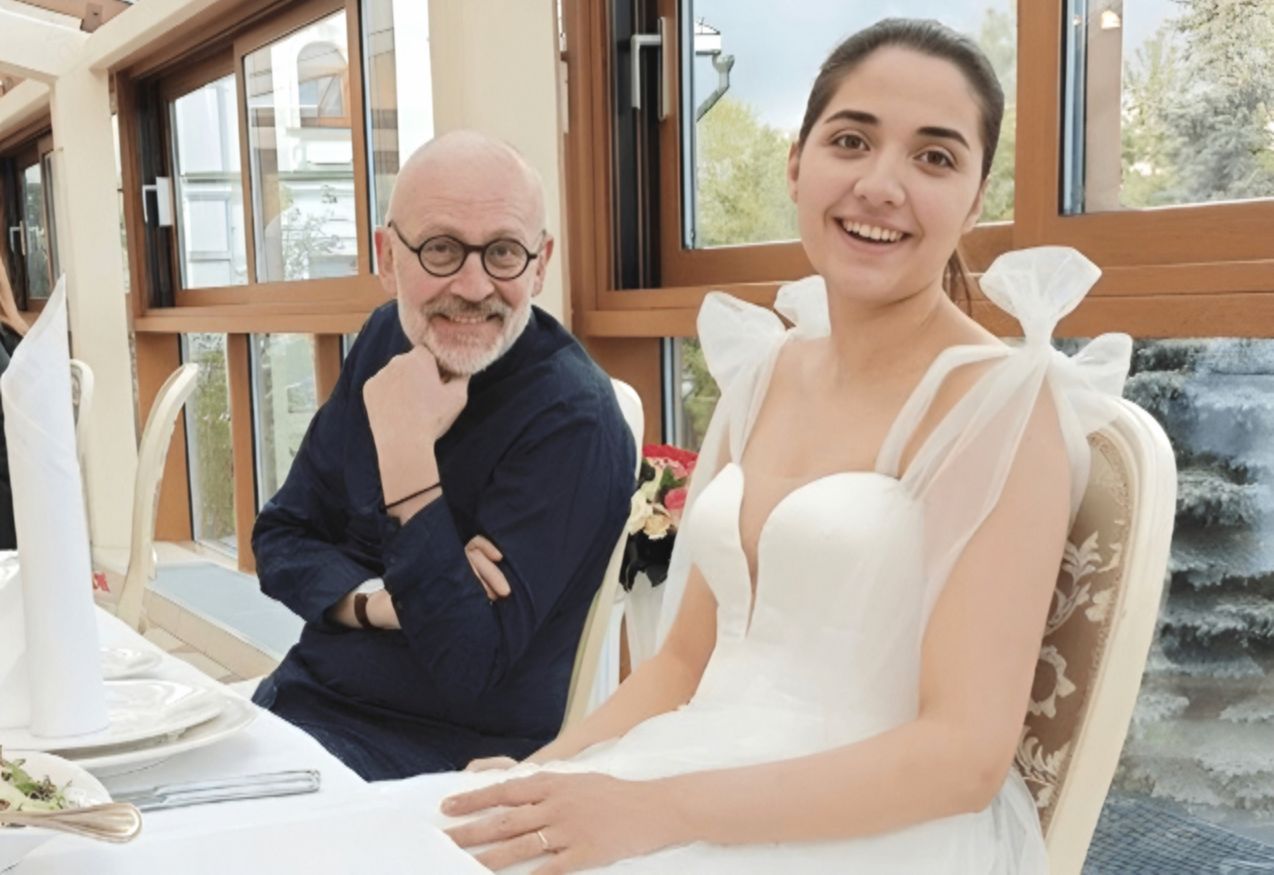 bAgrt69olD7i2KrMi_ready84