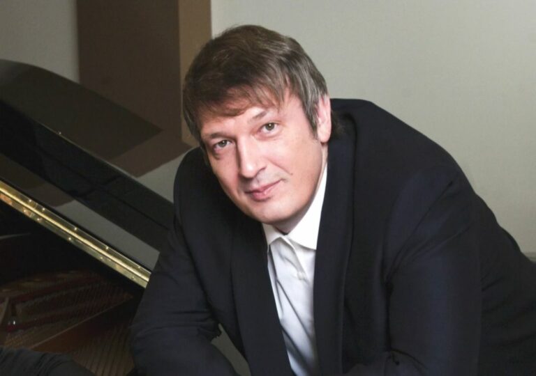 scale_1200-2_ready84-12-768x540