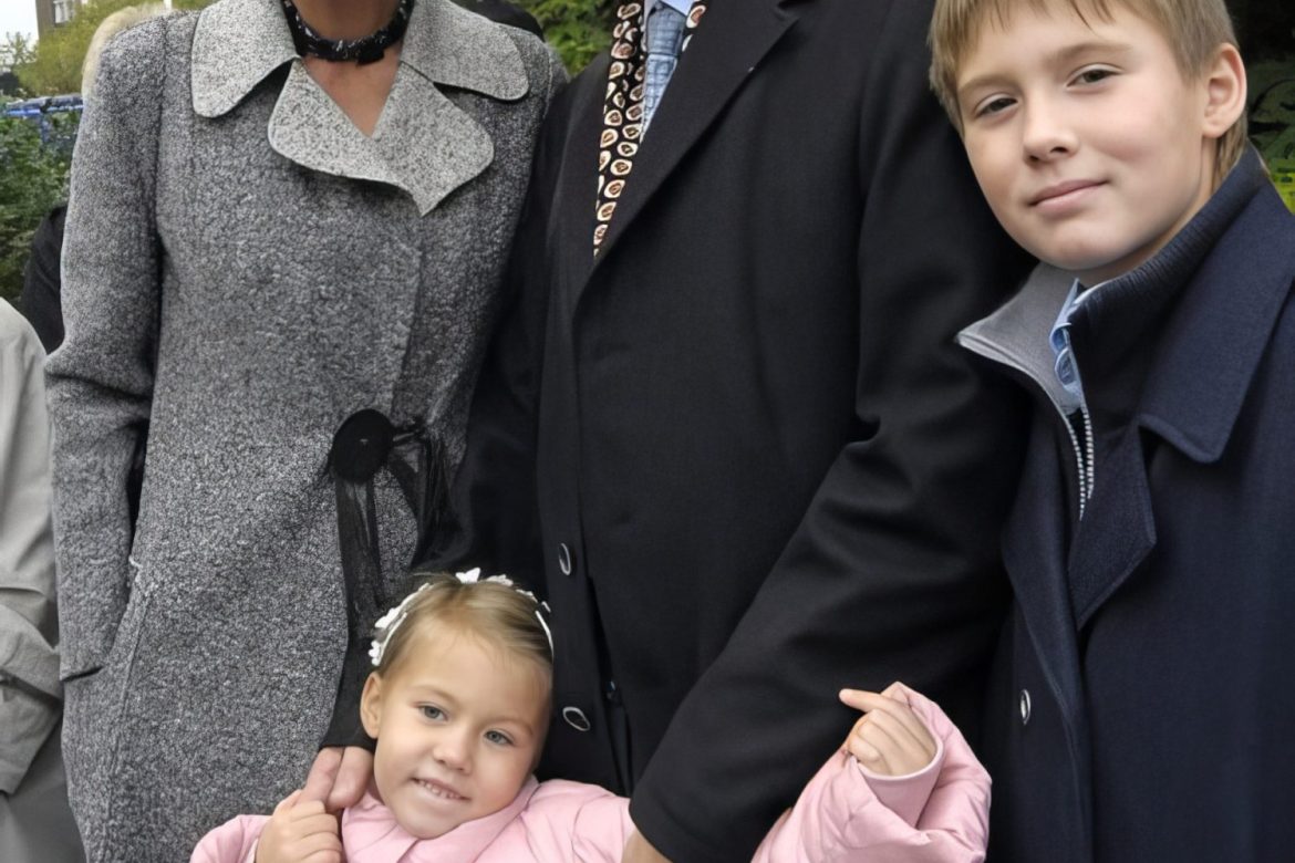 559375263_1287787053387822_6767792884889185050_n-topaz-face-upscale-4x-scaled